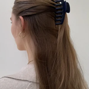 Centro de cabello de Olivia - Army