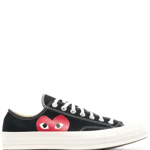 N373O Converse tenis Chuck Taylor All Star '70 de Comme Des Garçons x Converse negro corazones