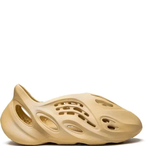 N370O adidas Yeezy tenis Yeezy Foam RUNNER DESERT SAND
