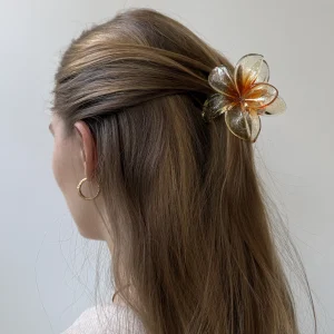 Centralo para el cabello de flores - blanco