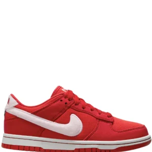 N373O Nike Dunk Low “Día de San Valentín”