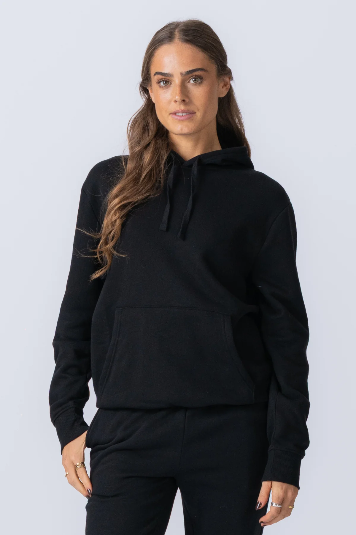 Sudadera con capucha esencial - Negro
