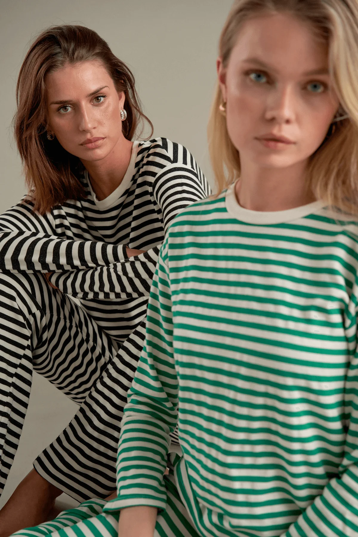 Camisa a rayas - Negra - Imagen 3