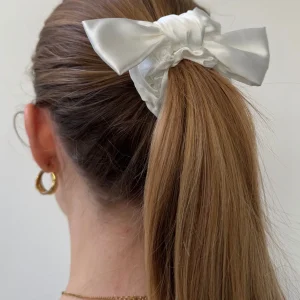 Bow Scrunchie - White