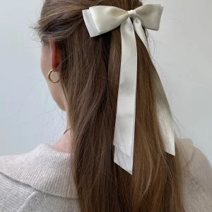 Bow Clip - Beige