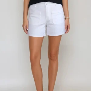 Jihan Ellenhw Shorts - Dancer de la nube