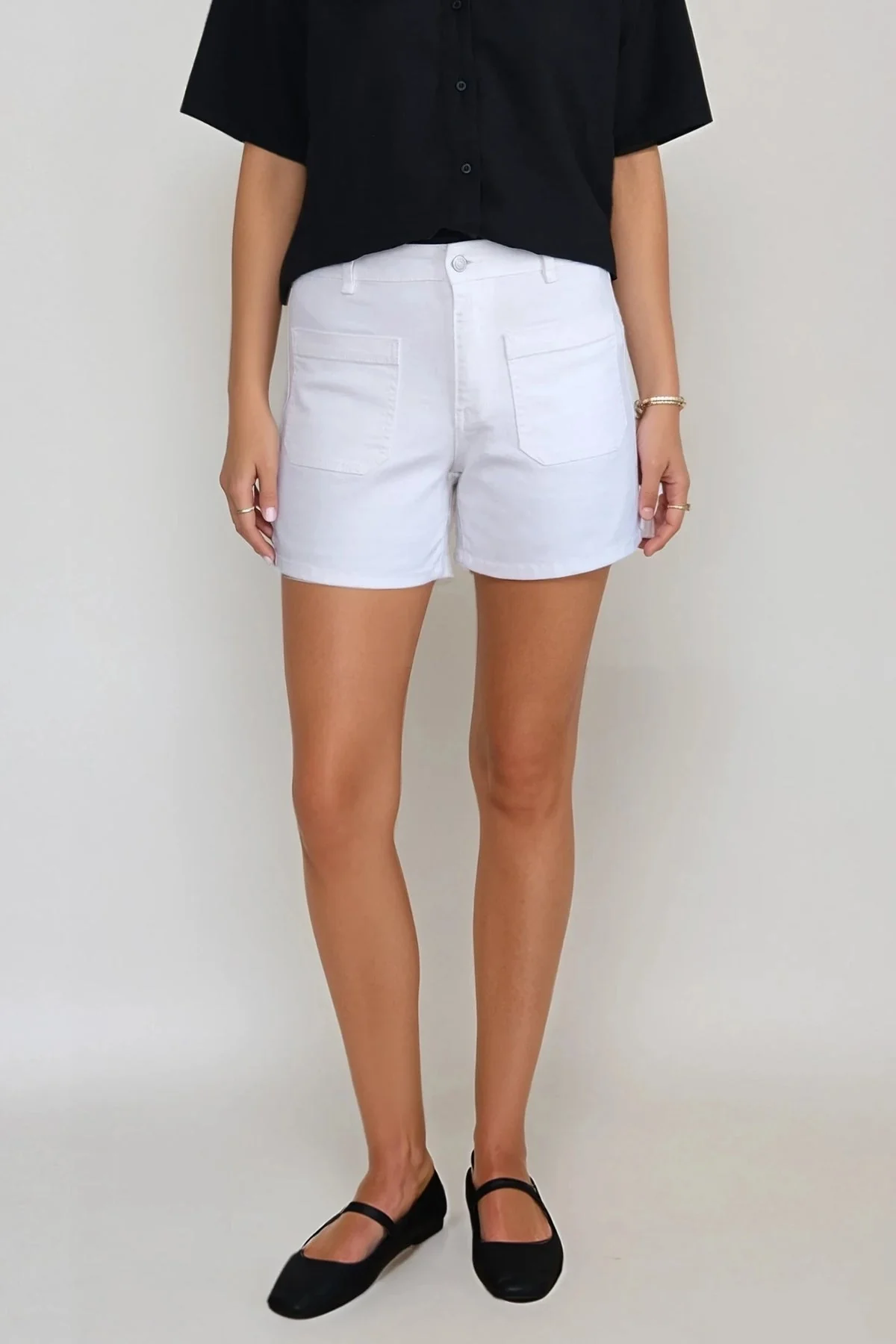 Jihan Ellenhw Shorts - Dancer de la nube