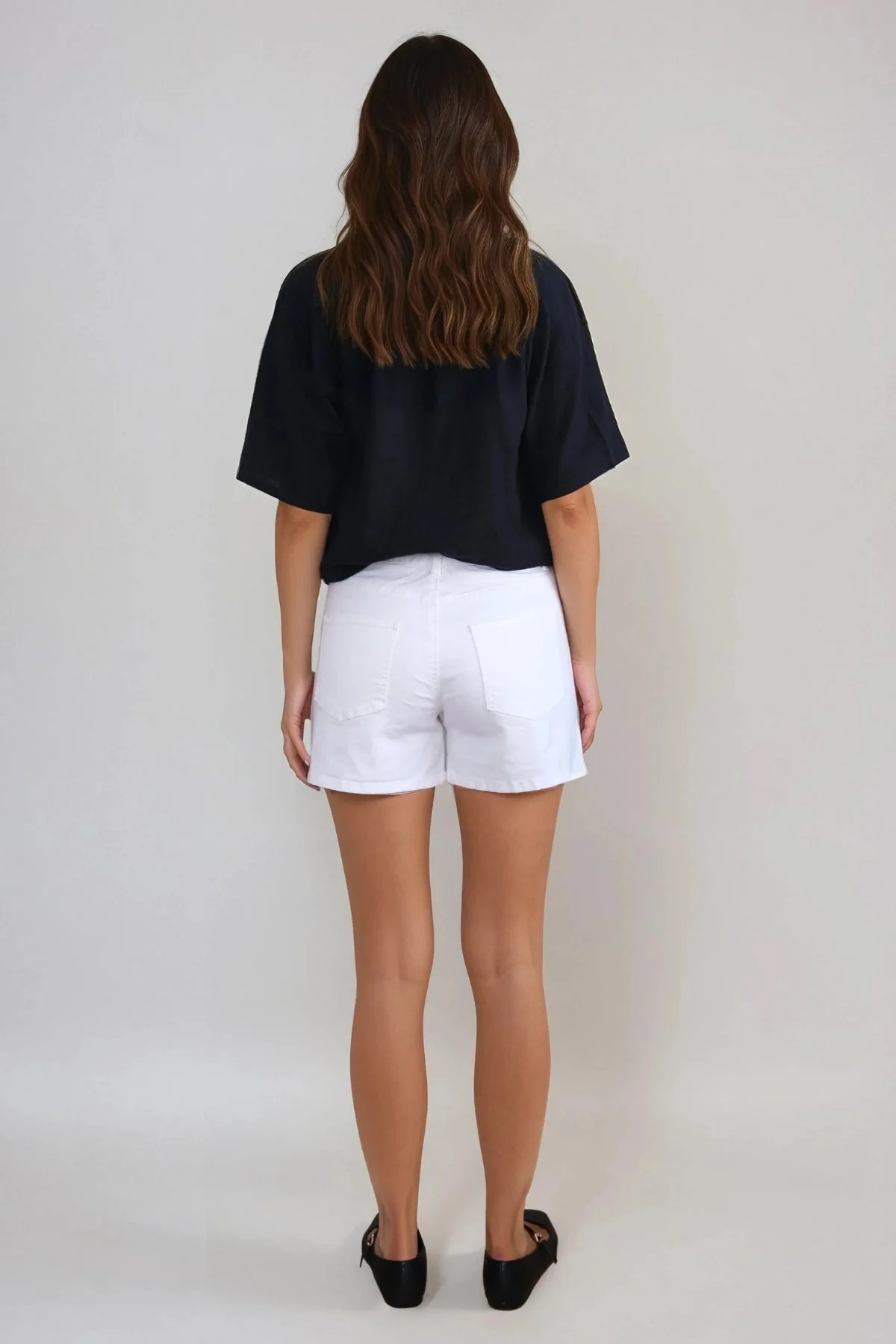 Jihan Ellenhw Shorts - Dancer de la nube - Imagen 3