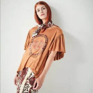 Camiseta Pétalo Amazing Brown