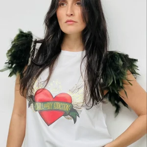 Camiseta Plumas Corazón Alas