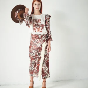 Camiseta Raíz Snake&Petals