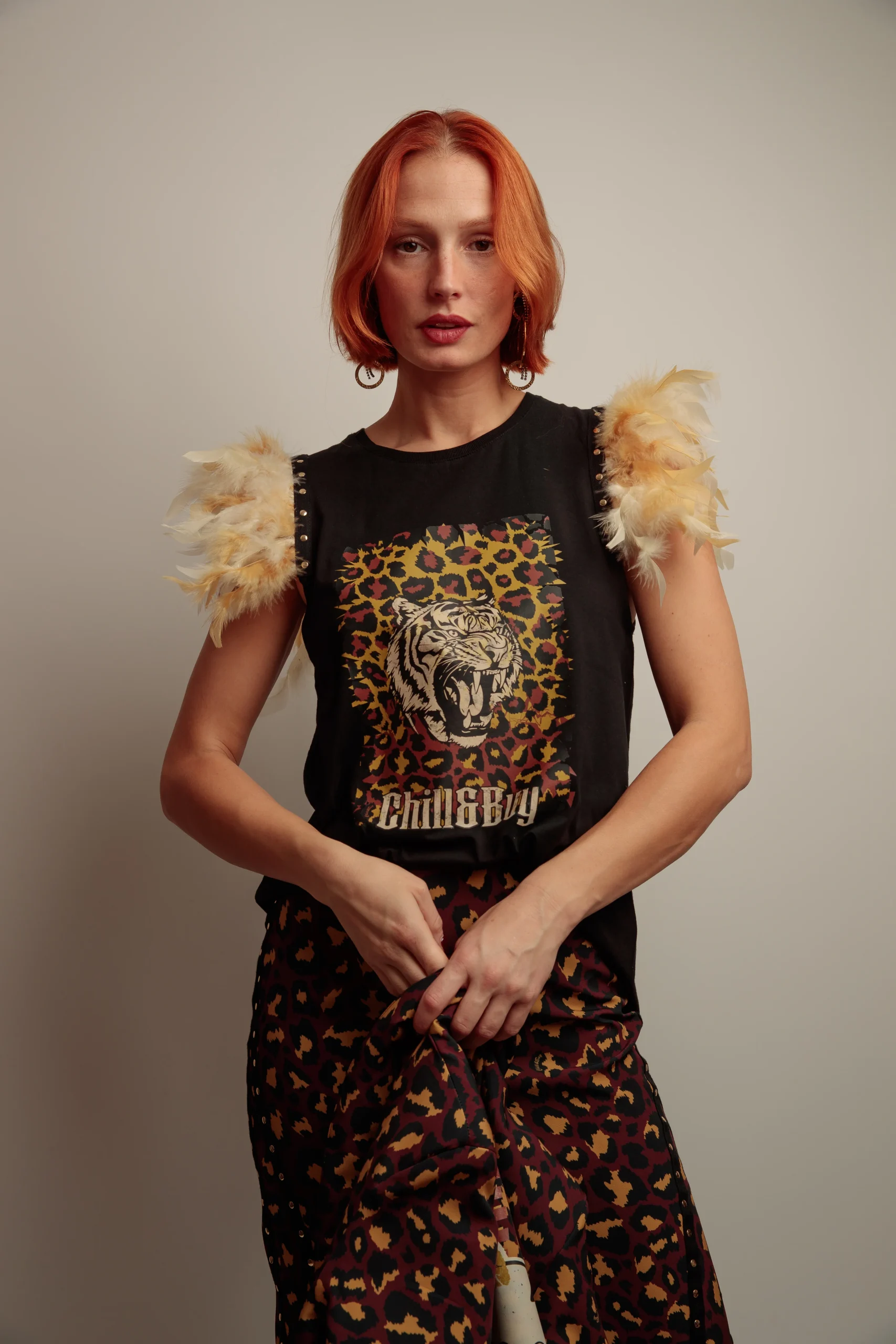 Camiseta Plumas Tigre Print - Imagen 3