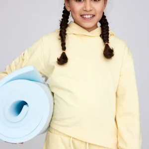 Capucha con capucha recortada - amarillo