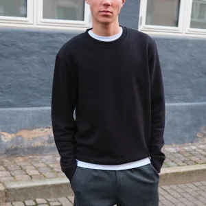 Camiseta + suéter - hombres