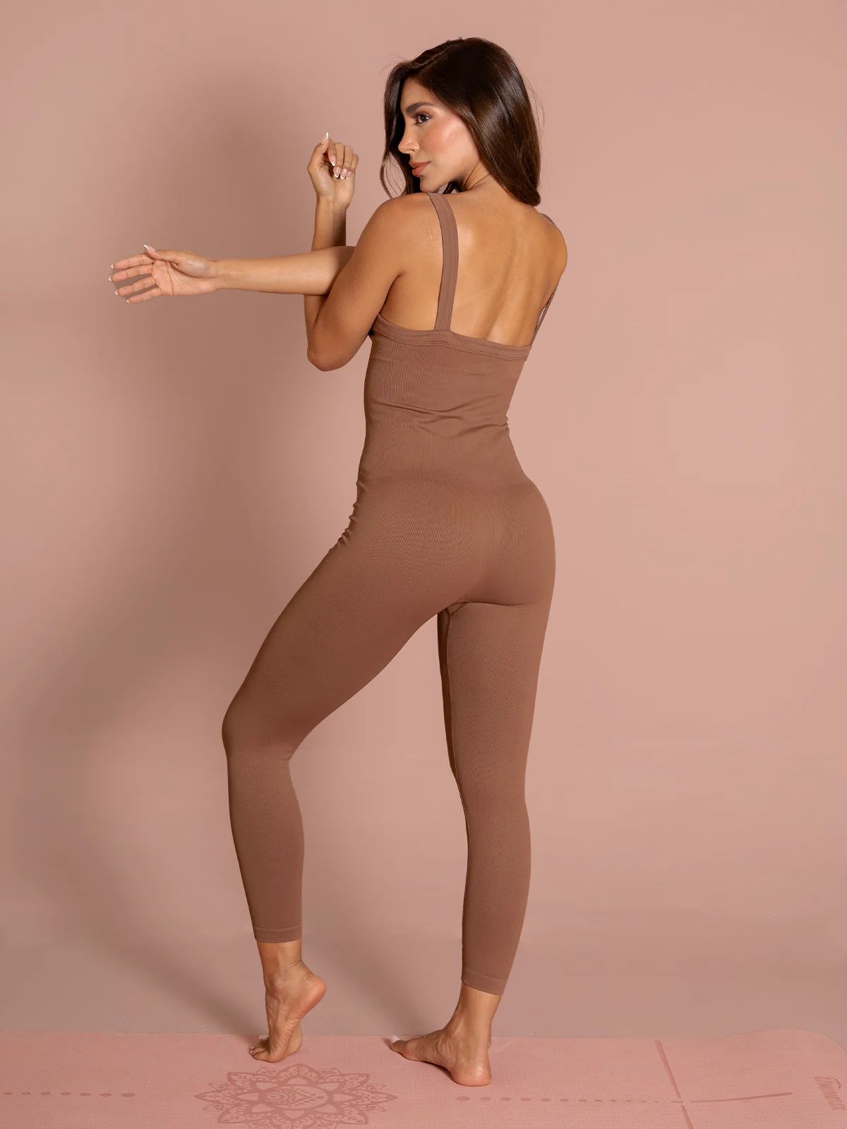 ENTERIZO SEAMLESS LEGGINS CAFE - Imagen 3