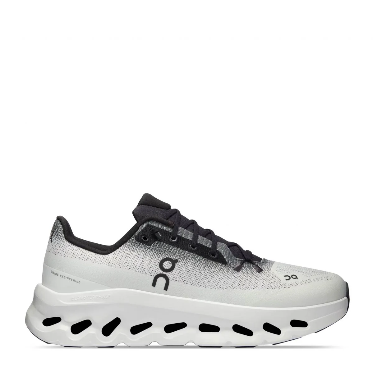 On tenis deportivos Tenis On Running Cloudtilt