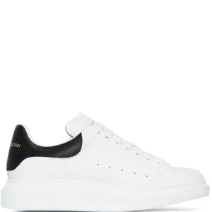 (G5) Alexander McQueen tenis bajos Oversize Talon Piel Negro