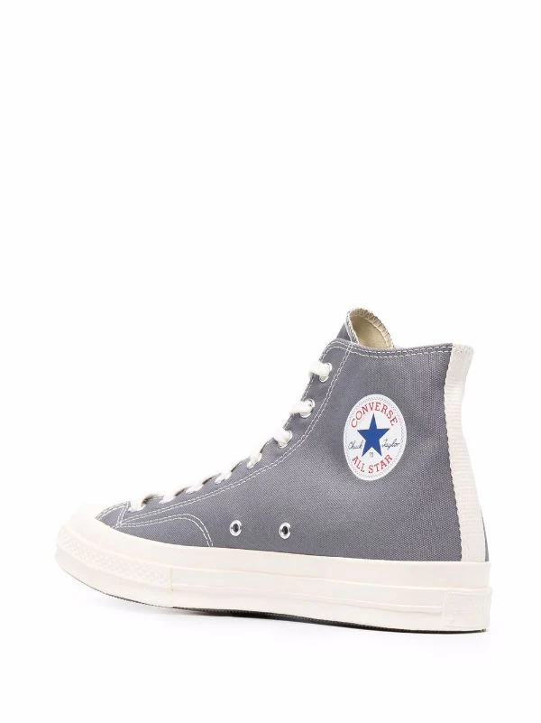 N373O Converse tenis altos de Comme Des Garçons Play x Converse Gris - Imagen 3