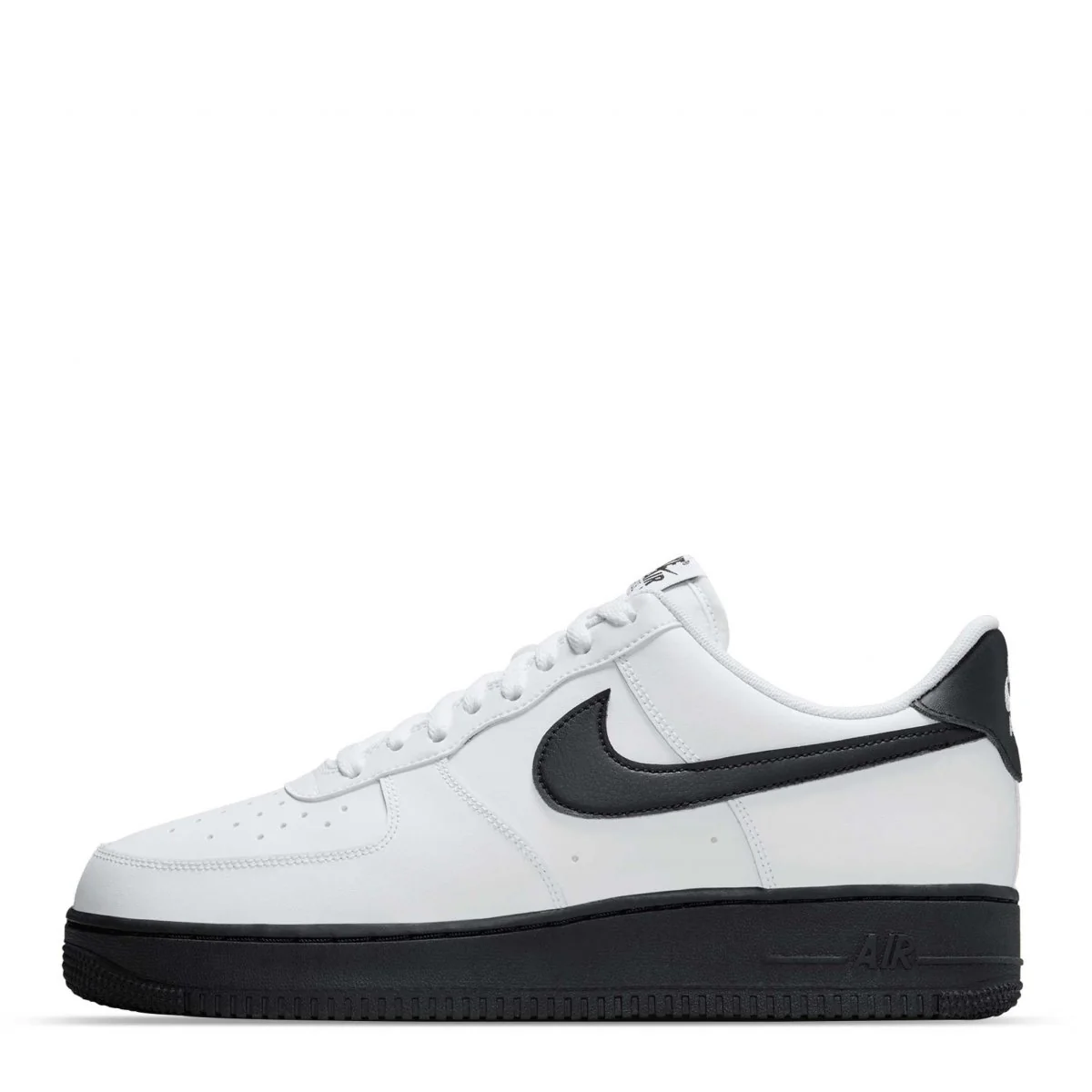 N374O Nike - Caballeros Tenis Nike Air Force 1 '07 Blanco Negro - Imagen 4