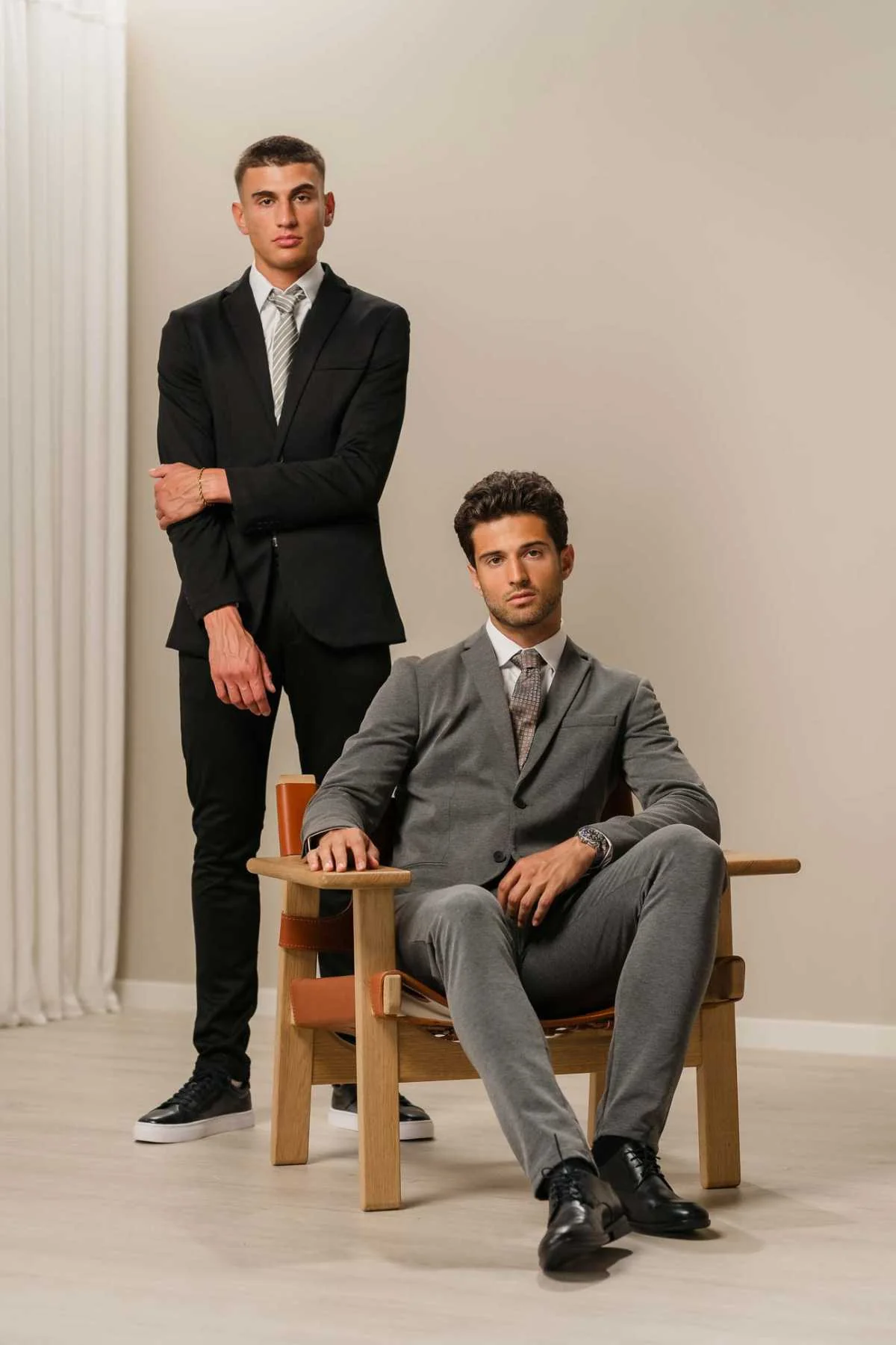 Performance Suit™️ (Gris oscuro) + Performance Camisa - Paquete - Imagen 5