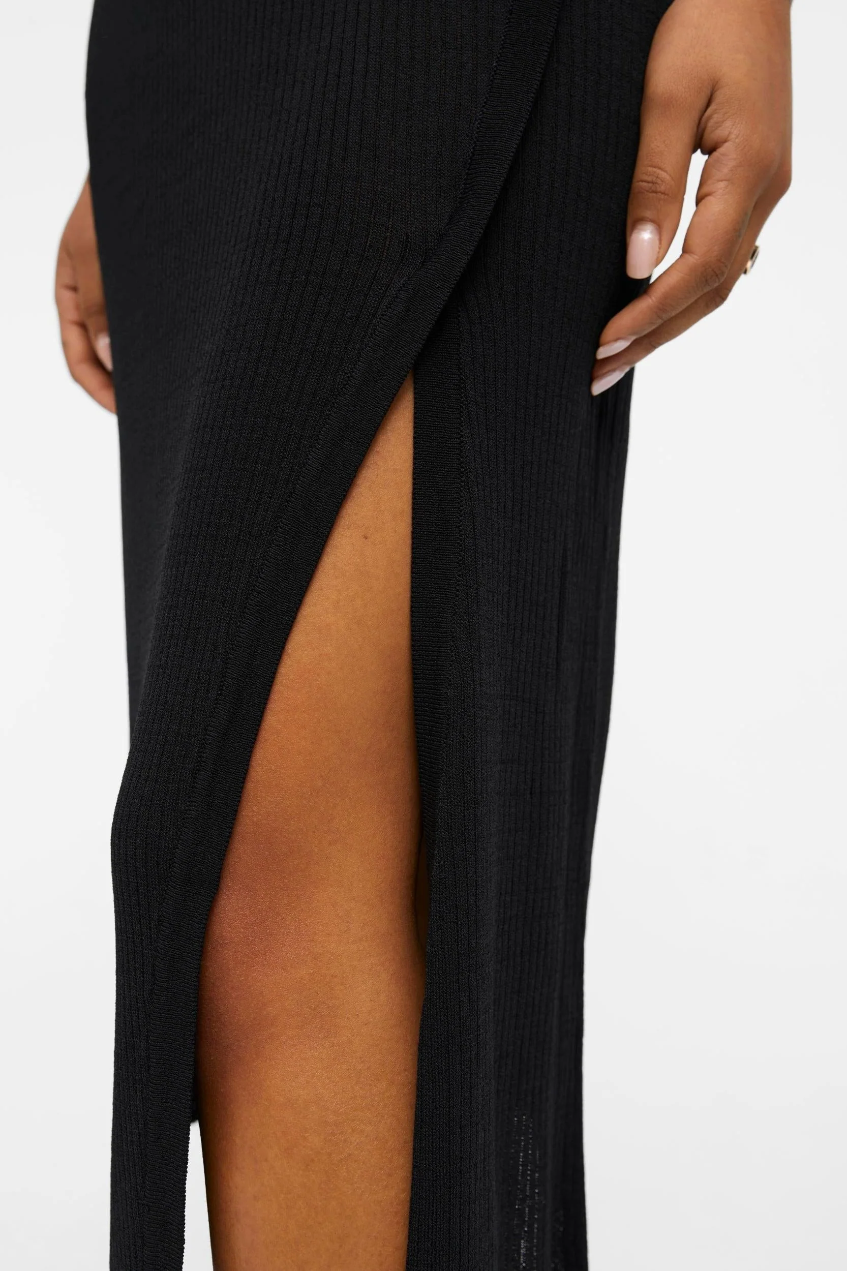 Bianka Knit Kjole - Sorteo - Imagen 5