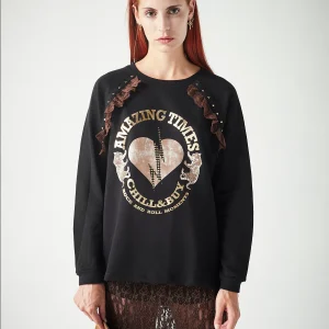 Sudadera Tachas Amazing Brown