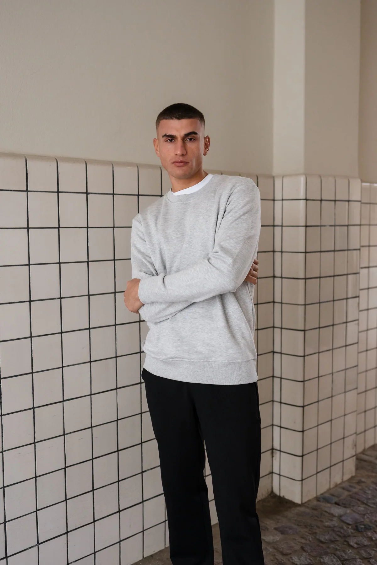 Sudadera cuello redondo - Gris ceniza - Imagen 5