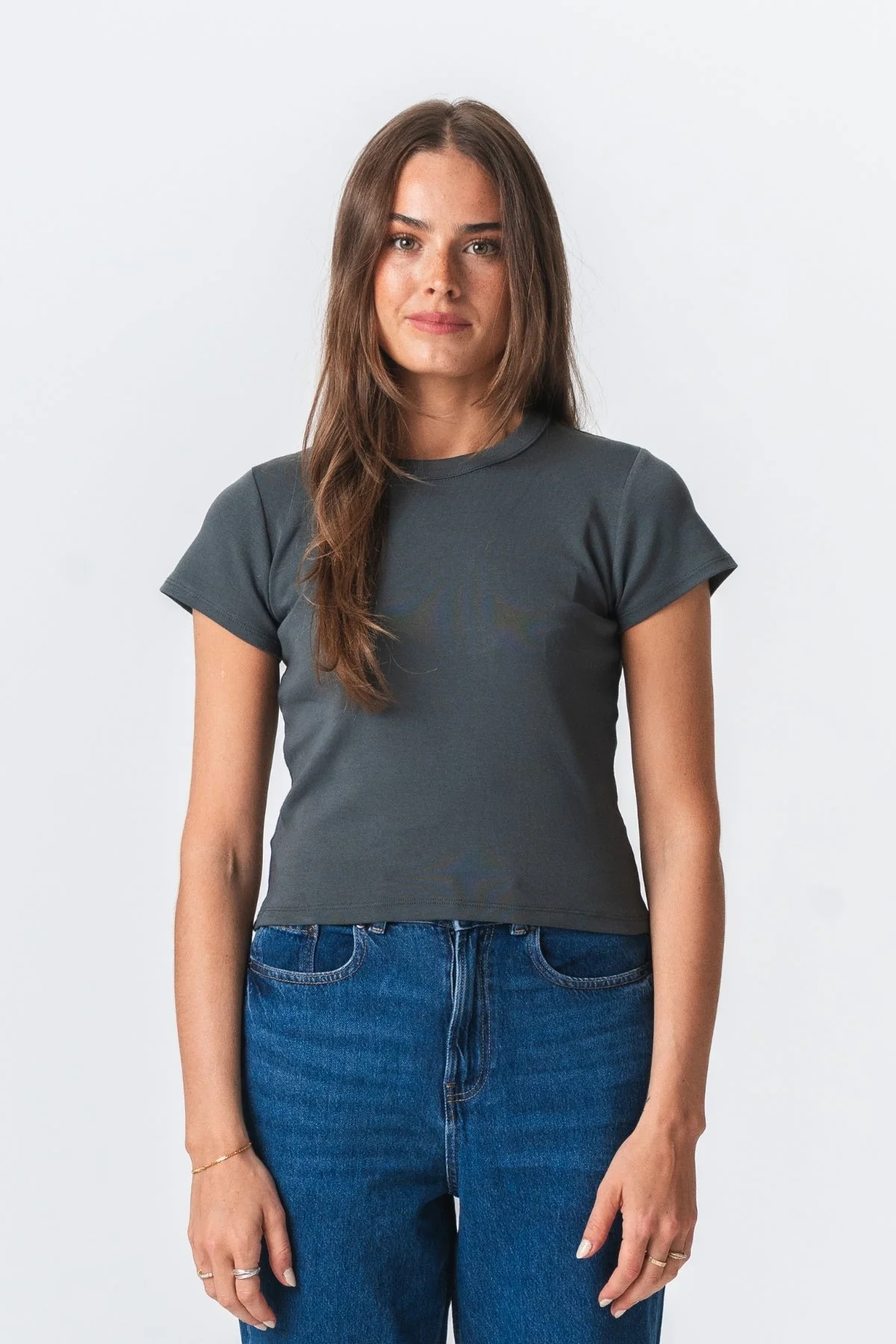 Camiseta corta de Emily - gris oscuro