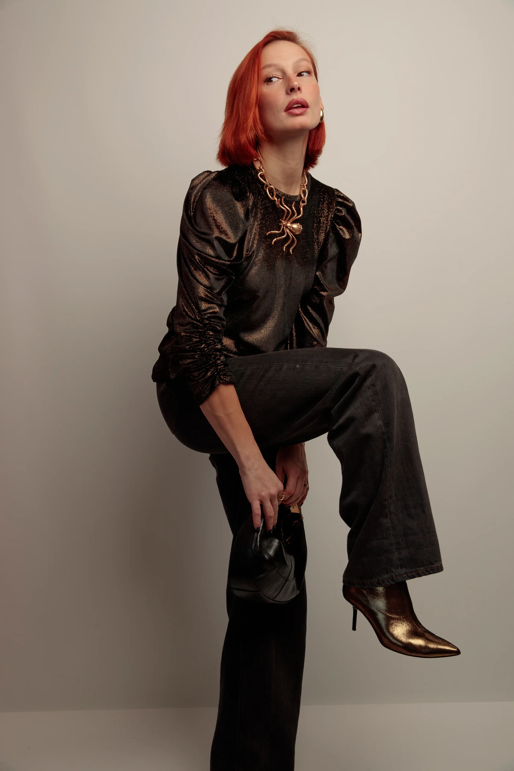 Top Lupita Terciopelo Negro - Imagen 4