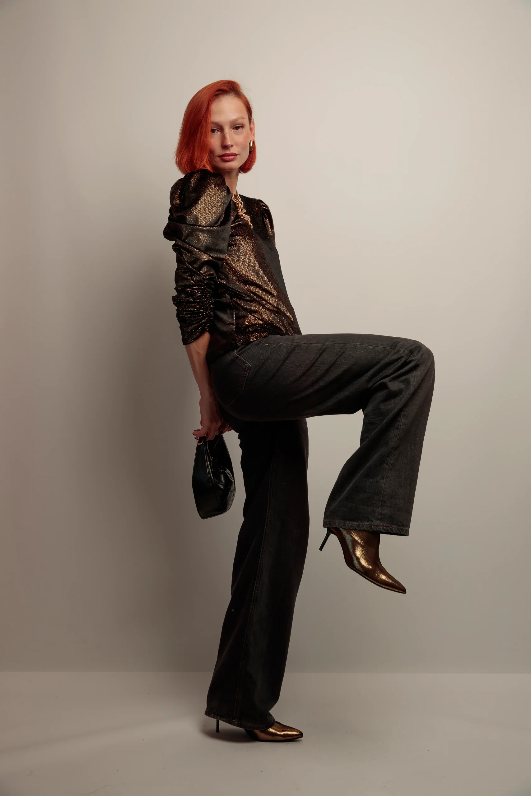 Top Lupita Terciopelo Negro - Imagen 5