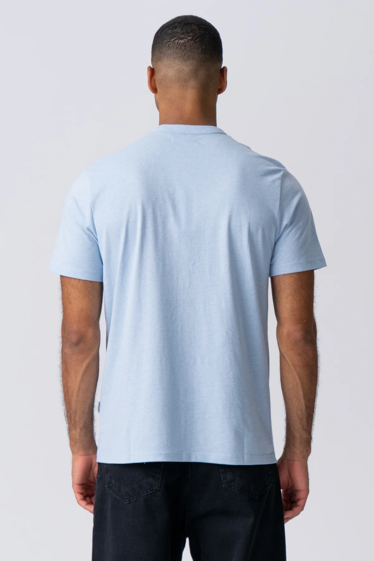 Camiseta con bolsillo - azul claro - Imagen 4