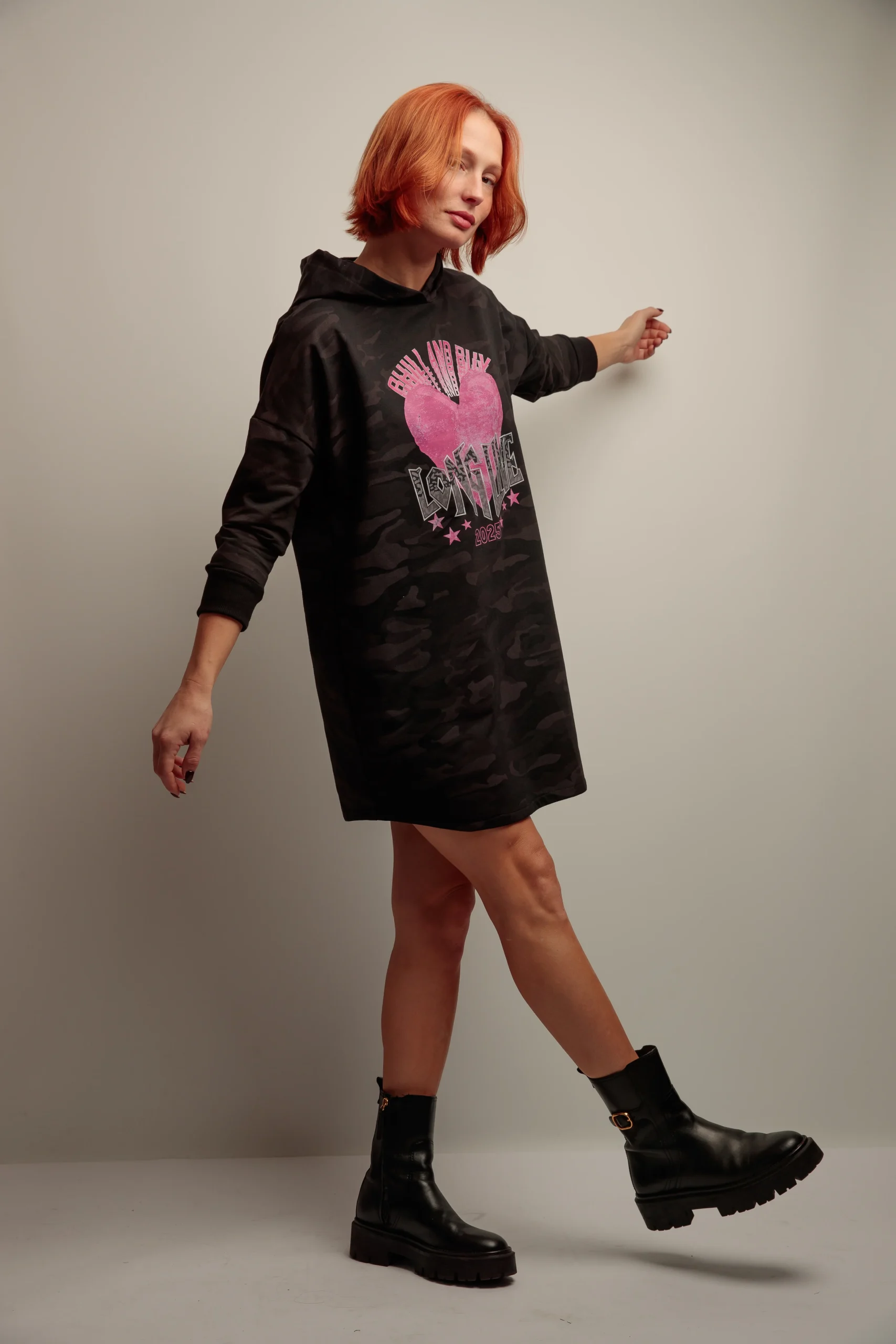 Vestido Capucha Corazón Live