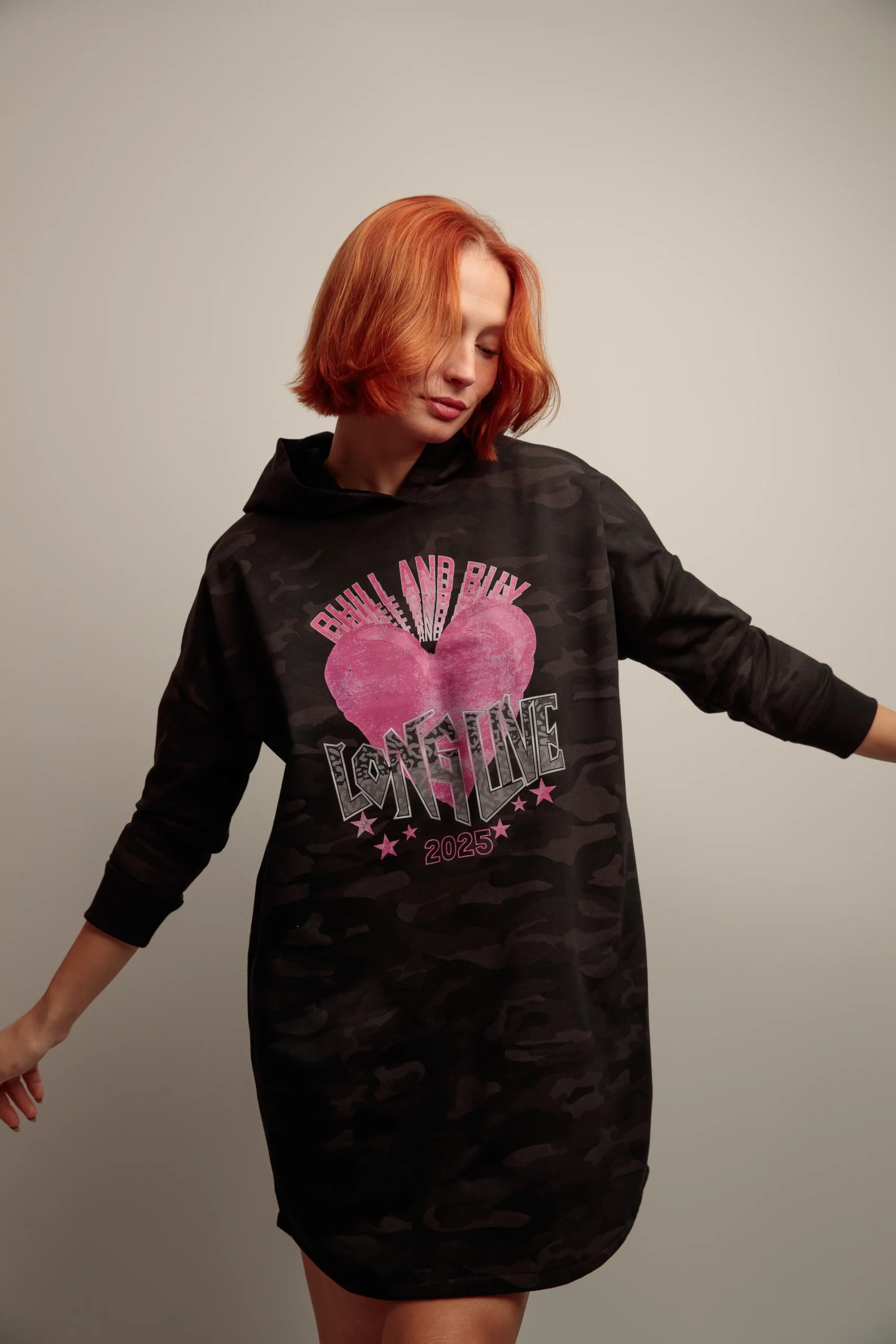 Vestido Capucha Corazón Live - Imagen 5