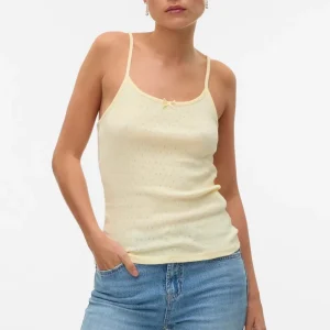 Top sencilla de ISA - Flor de anís