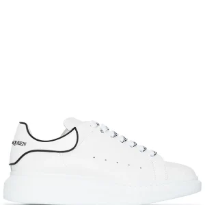 N374O (G5) Alexander mcQueen tenis bajo color blanco contorno negro