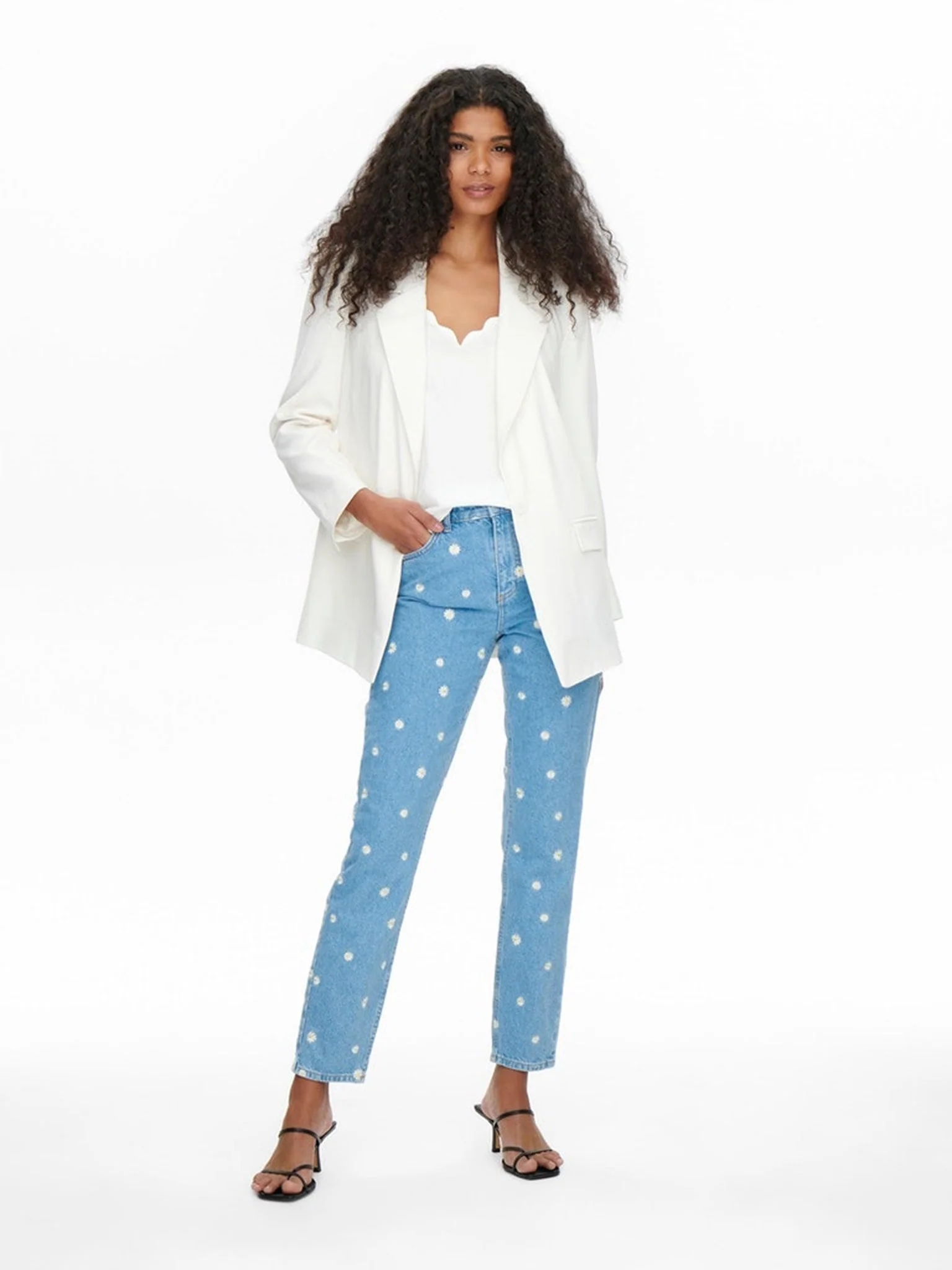 Violet Blazer - Cloud Dancer - Imagen 3