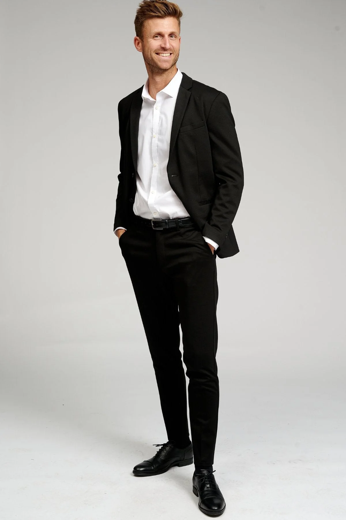 The Original Performance Suit™️ (Negro) + Camisa y Corbata - Paquete Especial - Imagen 5